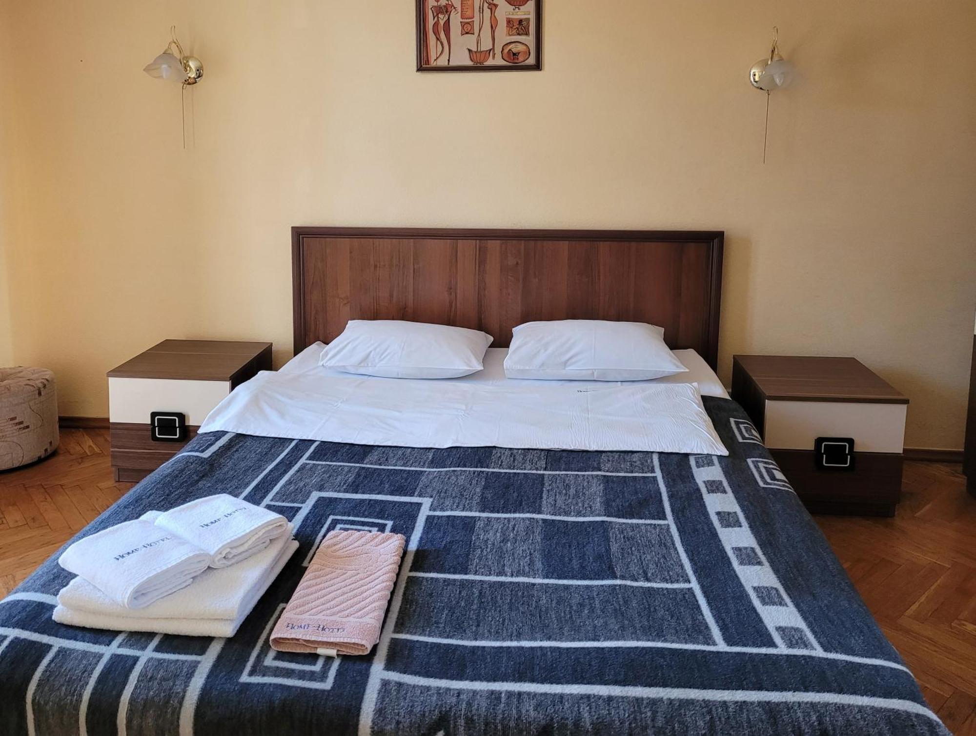 Home Hotel Apartments On Khreshchatyk Area Киев Экстерьер фото