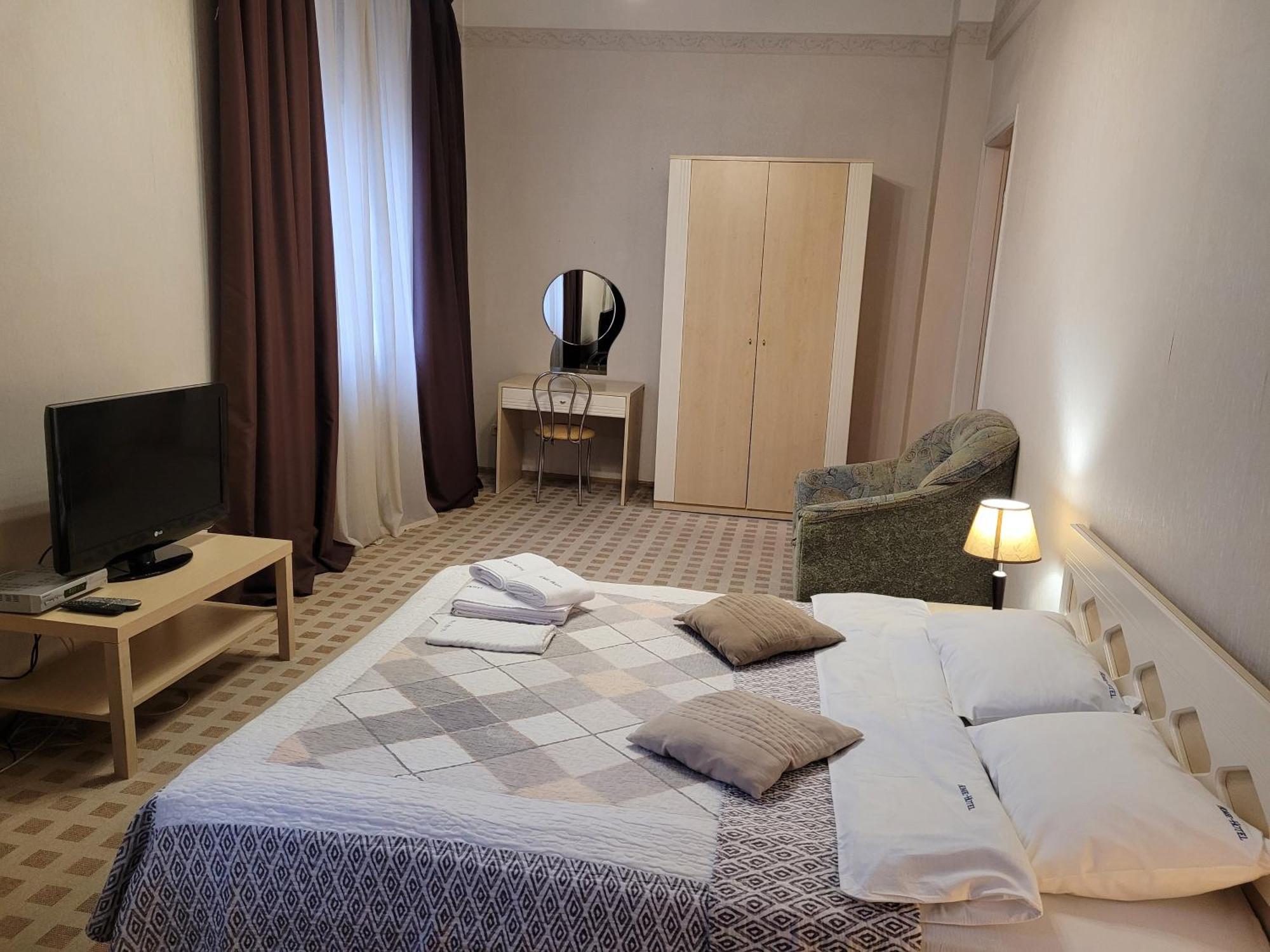 Home Hotel Apartments On Khreshchatyk Area Киев Экстерьер фото