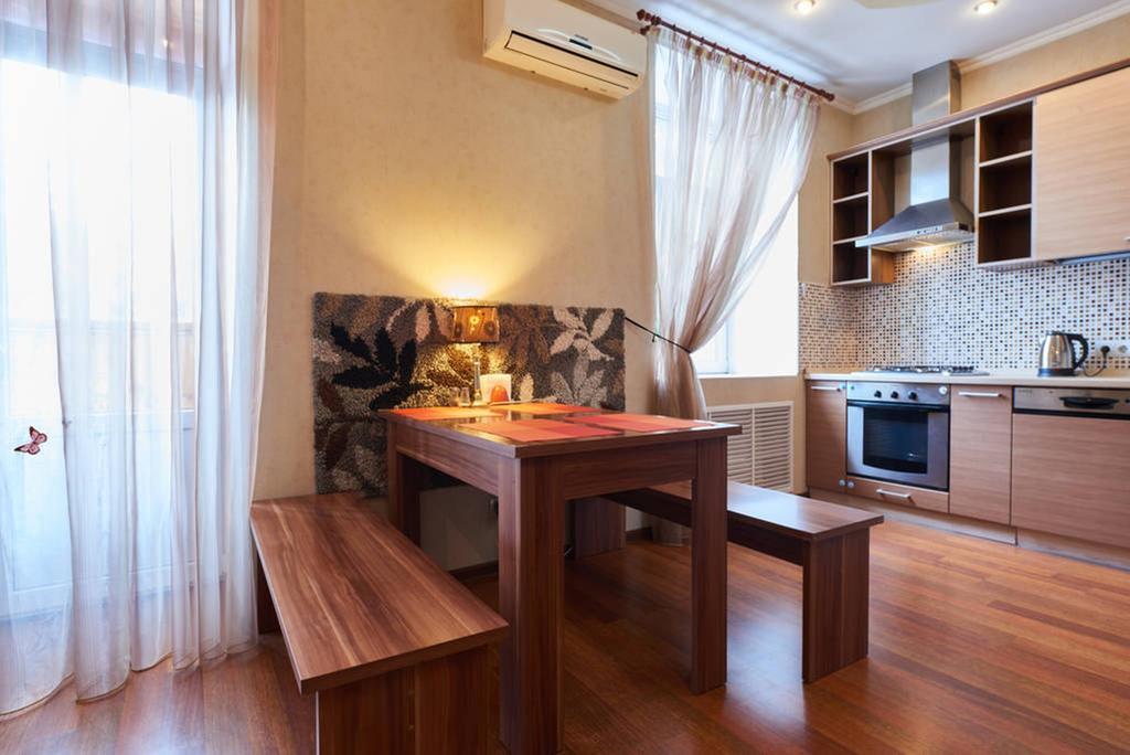 Home Hotel Apartments On Khreshchatyk Area Киев Экстерьер фото